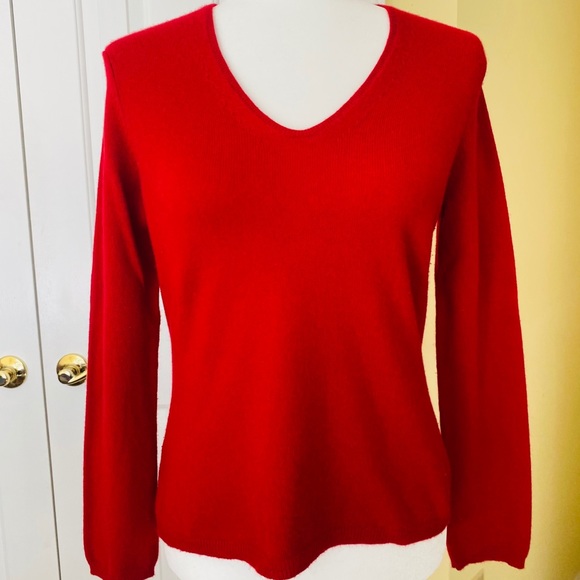 Ann Taylor Sweaters - M red 100% Cashmere Sweater